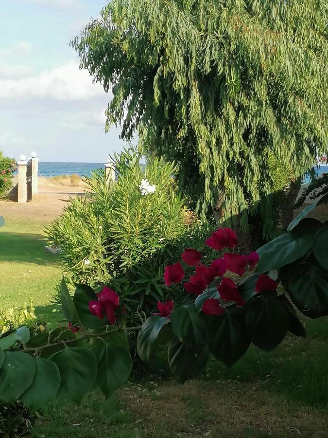 Angela, Seafront Apartments, Almiros *